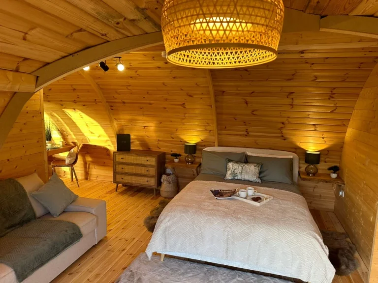 Orchard-Spa-Retreat-for-Beccles-Southwold-Norfolk-and-Suffolk-Laurel-Lodge-11.webp